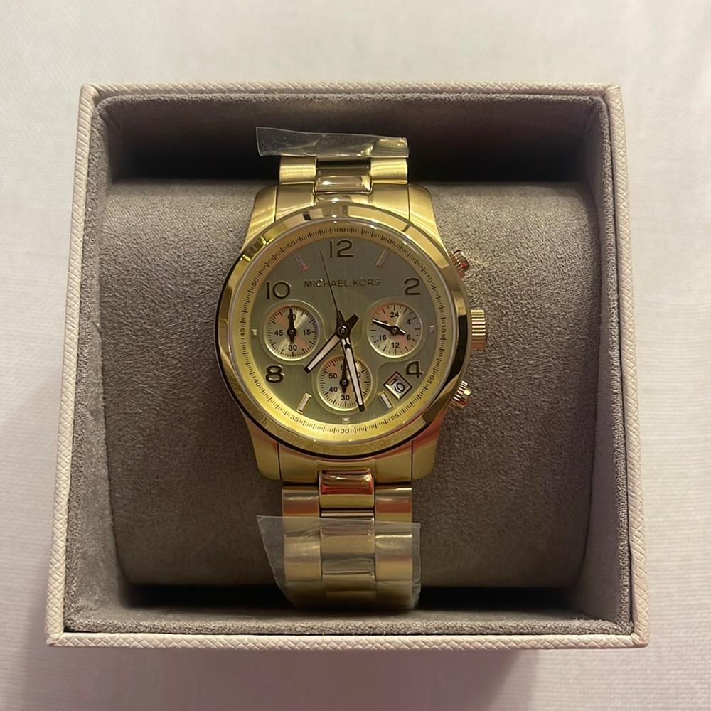 Michael Kors Runway Watch - Gold NEW WITH TAGS